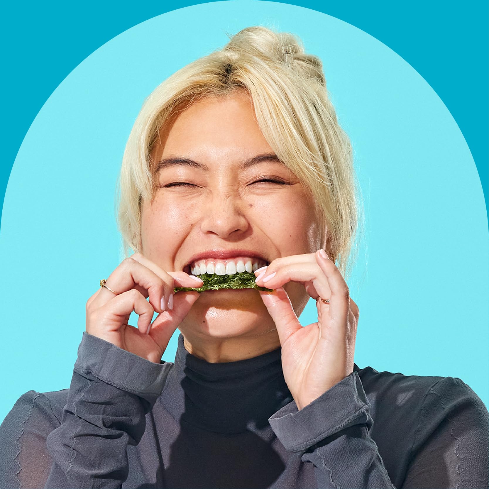 gimMe Organic Roasted Seaweed Sheets, Sea Salt, Keto, Vegan, Gluten Free, Great Source of Iodine and Omega 3’s, Healthy On-The-Go Snack for Kids & Adults, #1 Sea Salt, 0.17 Ounce (Pack of 20) - Collins Global Snack Store