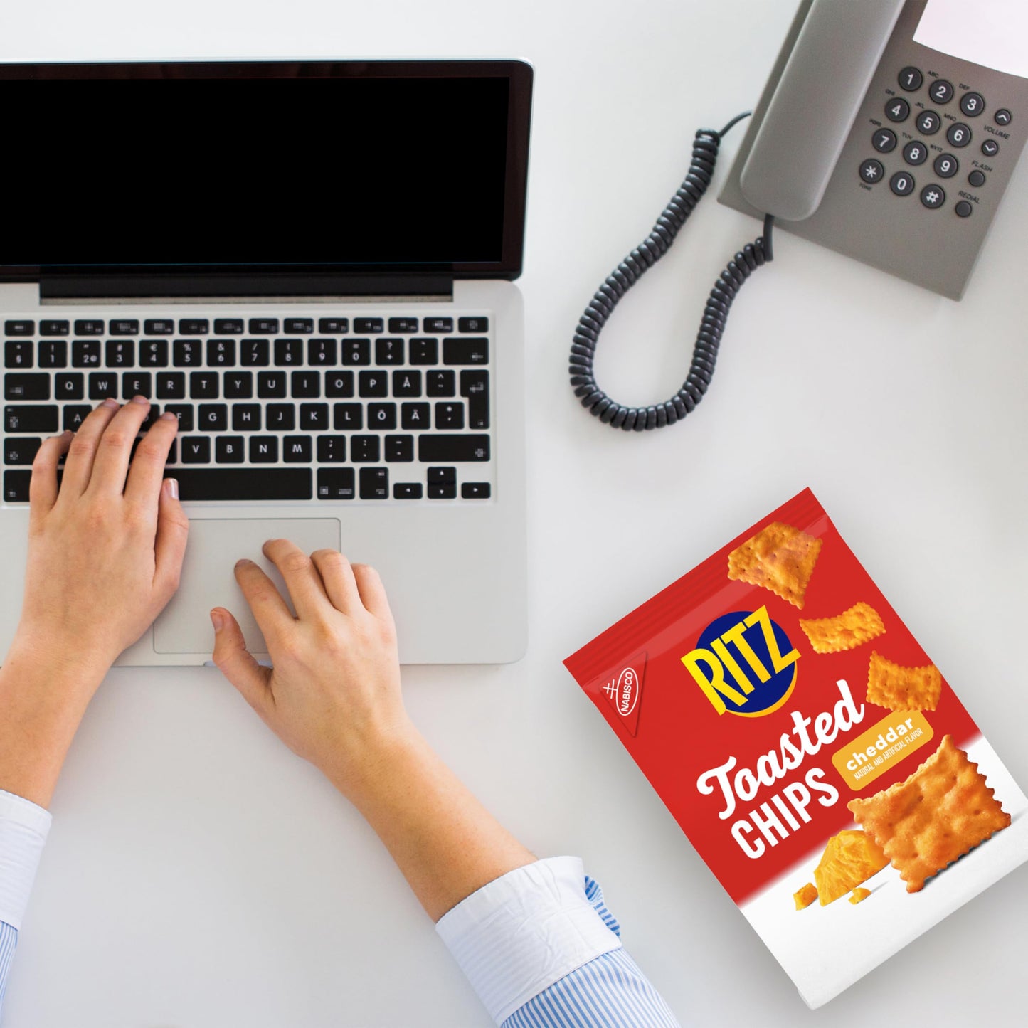 RITZ Fresh Stacks Original Crackers, Party Size, Travel Snacks, 23.7 oz (16 Multi Snack Packs) - Collins Global Snack Store