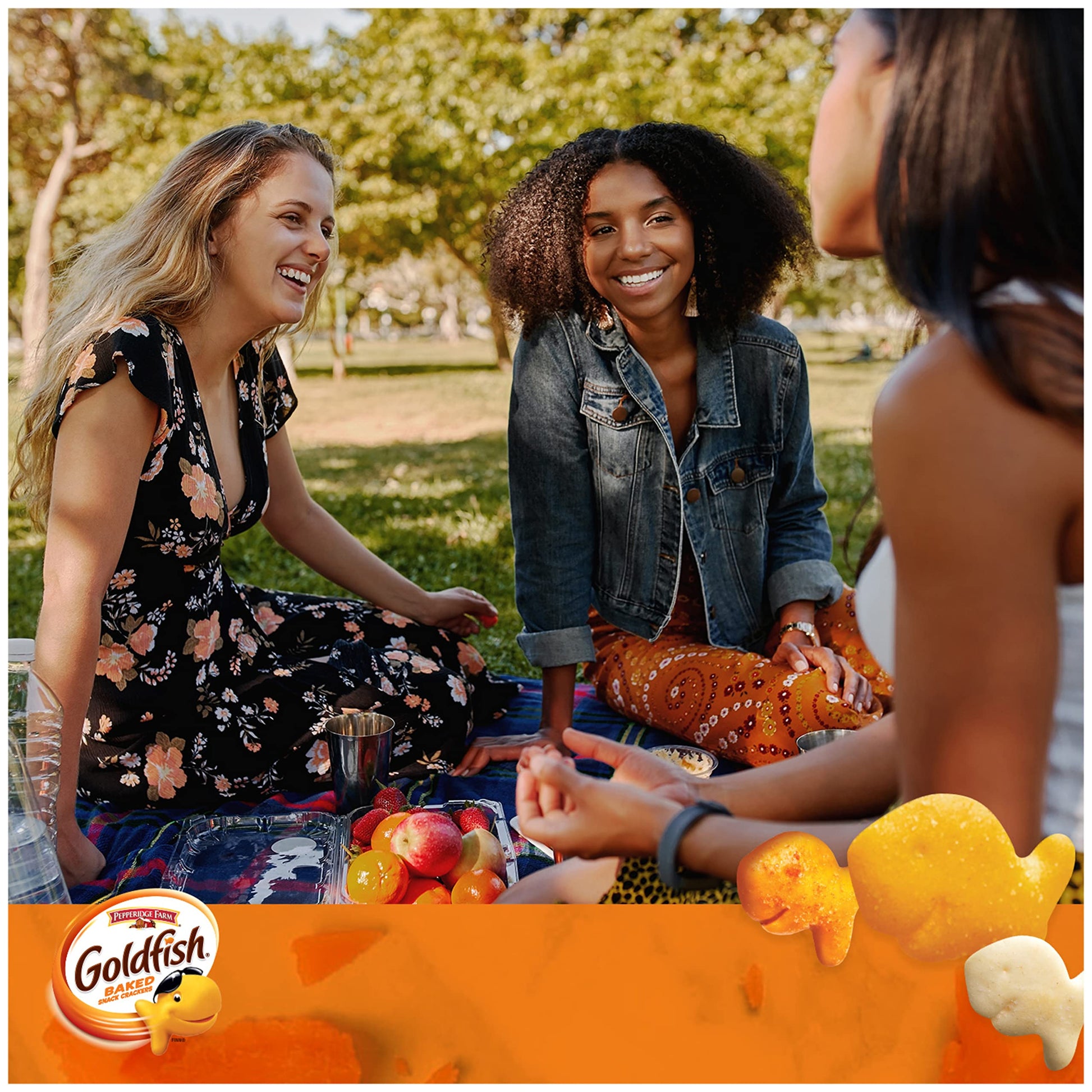 Goldfish Crackers Big Smiles Variety Pack with Cheddar, Colors, and Pretzels, Snack Packs, 30 Ct - Collins Global Snack Store