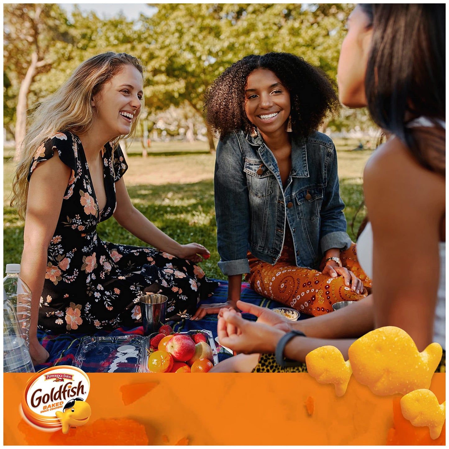 Goldfish Crackers Big Smiles Variety Pack with Cheddar, Colors, and Pretzels, Snack Packs, 30 Ct - Collins Global Snack Store