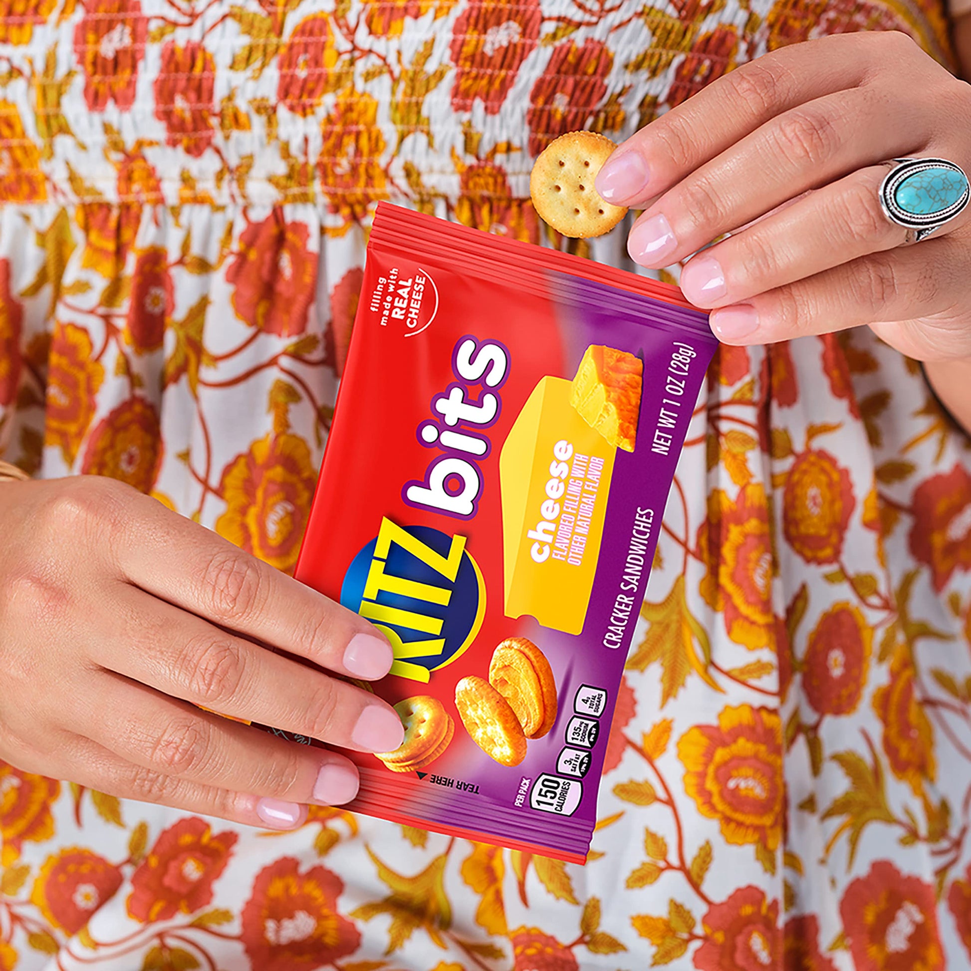 Nabisco Classic Mix Variety Pack, OREO Mini, CHIPS AHOY! Mini, Nutter Butter Bites, RITZ Bits Cheese, School Snacks, 20 - 1 oz Snack Packs - Collins Global Snack Store